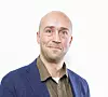 Odd Arne Fauskerud karakteriserer arkivet som selskapets arvesølv. Likevel vil han dele, nå inviterer han til debatt mellom aktørene og myndighetene. Foto: Multiconsult