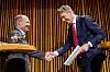 Inge Røinaas Gran leverte rapporten fra strømprisutvalget til olje- og energiminister Terje Aasland (Ap) under en pressekonferanse på utestedet Kulturhuset i Oslo 12. oktober 2023. Utvalget hadde i oppgave å vurdere dagens system for å fastsette strømprisen.