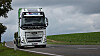 Verdens første elektriske lastebil for langtransport med en batteripakke på 1000 kWh på vei på til Norge gjennom Tyskland.