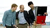 Wavefoil og Eirik Bøckmann (t.v) og Audun Yrke (t.h) har leid inn Sven Kolstø (i midten) fra CoFounder til å jobbe med forretningsutvikling.