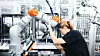 At industrien sysselsetter færre og færre mennesker, tilskrives ofte økt automatisering. Men ifølge økonomihistoriker Aaron Benanav er det snarere fordi den globale industrisektoren lider av overkapasitet og stagnasjon.