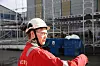 Metodeingeniør Raymond Remme Torkelsen planlegger stillaser digitalt og kan bygge dem presist før modulene ankommer. Dermed kuttes produksjonstiden for modulen med opptil flere uker. Foto: Tore Stensvold