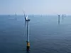 Hywind Tampen er det første anlegget for flytende havvind som strømprodusent for olje- og gassindustrien. Det ble realisert med Enova-milliarder og har vist seg kostbart med mye vedlikehold etter at det ble satt i drift. Foto: Ole Jørgen Bratland
