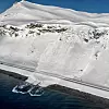 Håpet er at den fiberbaserte målingen kan avgjøre om biler er tatt når det går ras, som her på E69 i Sarnes. Foto: Norsar
