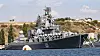 Ukraina hevder den russiske krysseren Moskva ble truffet av ukrainske missiler og er sunket. Russland har bekrefte at det var en kraftig brann om bord og at ammunisjon har eksplodert, men sier årsaken til at det begynte å brenne er ukjent.