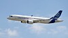 Vanligvis tar det mange år og tusenvis av årsverk for å ta fram et nytt passasjerfly. Denne gangen var det nok med en tur innom lakkeringshangaren for Airbus.