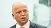 Finansminister Trygve Slagsvold Vedum lover mer og raskere hjelp.