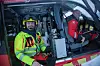 Anestesilege William Ottestad er ansatt som lege på ambulansehelikopterbasen på Lørenskog, men jobber også som forsker i stiftelsens forsknings- og utviklingshelikopter. Foto: Magnus Ross