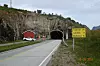Den undersjøiske Nappstraumtunnelen (1780 meter lang) er en del av E10 i Vestvågøy og Flakstad kommuner.