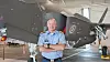 Morten Klever foran et av de tre flyene som i november flyr til Ørland. Foto: Lockheed Martin