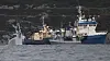 Arbeidet med å heve havarerte KNM Helge Ingstad kan settes i gang på kort varsel, men er avhengig av godt vær imellom fem og seks dager i strekk. Her er havaristen og flere fartøyer som har vært involvert i bergingsarbeidet, fotografert i slutten av november.