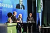 Telenor-sjef Sigve Brekke (til høyre) anbefaler ingeniører å få erfaring fra andre land.