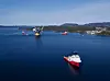 Like før klokken 8 torsdag morgen startet slepet av Aasta Hansteen fra Digernessundet, like utenfor Stord. Målet er Norskehavet.