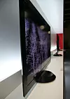 IFA: Sonys nye skryte-TV er 9,9 millimeter tynn. Men det gjelder bare den øverste delen av skjermen.