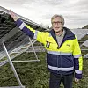 Færre, men mer effektive solceller kan være løsningen når taket ikke tåler vekten av et vanlig solcelleanlegg, mener Jørgen Young. Foto: Arash A. Nejad