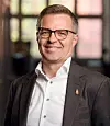 Magnus Wallhagen leder arbeidet med felles standarder for sjøkart i verden. Han er også avdelingsleder i Söfartsverket i Sverige. Foto: Sjöfartsverket