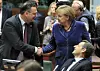 ENIGE PÅ OVERTID: Tsjekkias statsminister Petr Necas (t.v.), Tysklands forbundskansler Angela Merkel og Frankrikes president Nicolas Sarkozy gratulerer hverandre.