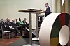 Olje- og energiminister Terje Søviknes (Frp) forteller om regjeringens strategi for havvind på Zerokonferansen 2017. Foto: Julie Messel/Zero