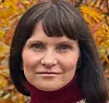 – Vi har vist i forsøk at man kan slukke batterier med veldig lite vann, sier Yvonne Näsman i MSB. Foto: MSB