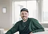 Dette er gode nyheter for Easee, mener Martin Langeland, kommunikasjonssjef i Easee. Foto: Easee