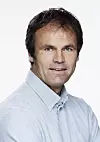 – Elbilbatteriene utgjør den største brannfaren når det først går galt, sier Bjarne Aani Rysstad i Gjensidige. Foto: Gjensidige